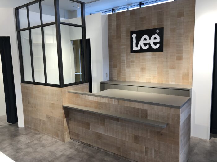 Lee
