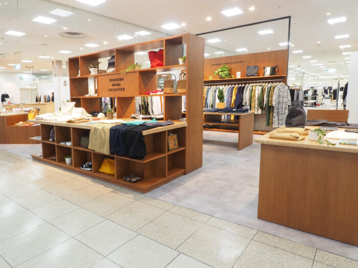 GRANDMA MAMA DAUGHTER