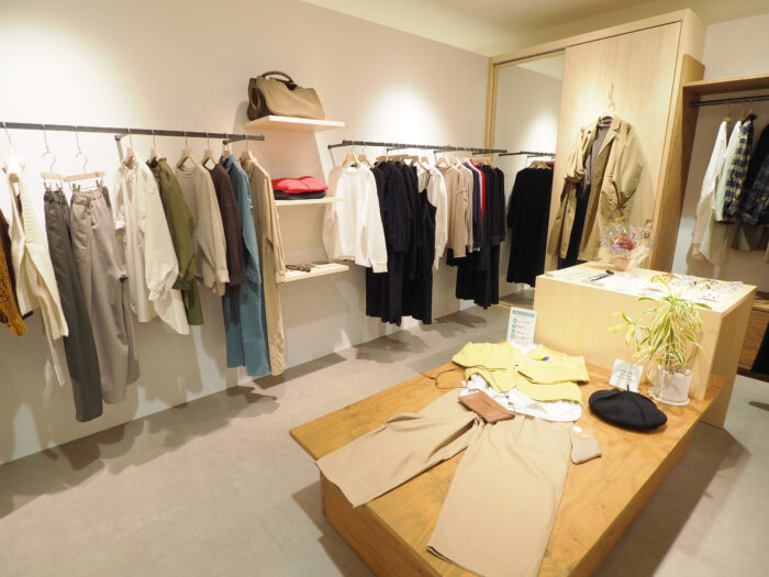 GRANDMA MAMA DAUGTHER