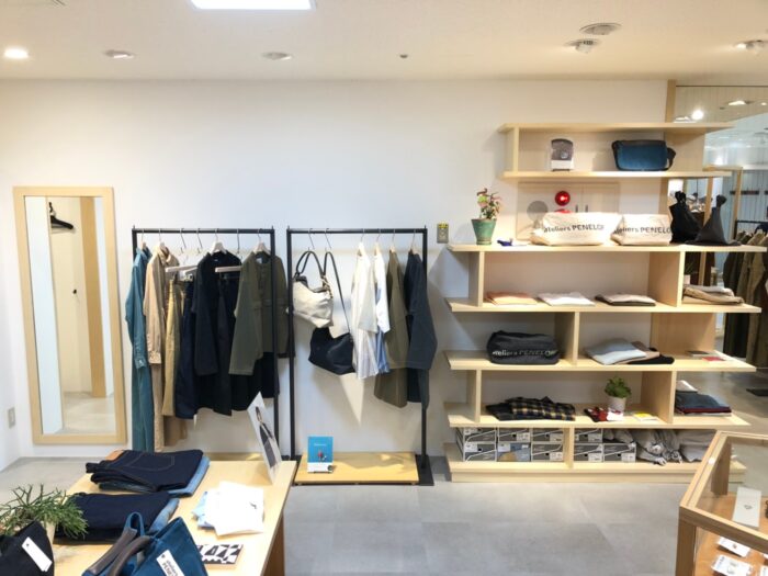 GRANDMA MAMA DAUGHTER